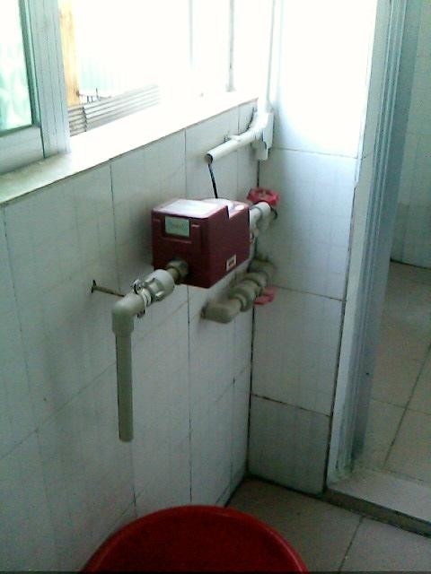 供應(yīng)宿舍熱水刷卡計費系統(tǒng)，智能卡計費水龍頭，IC卡一表多卡水控