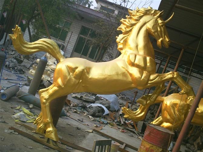 供應(yīng)貼金銅雕馬