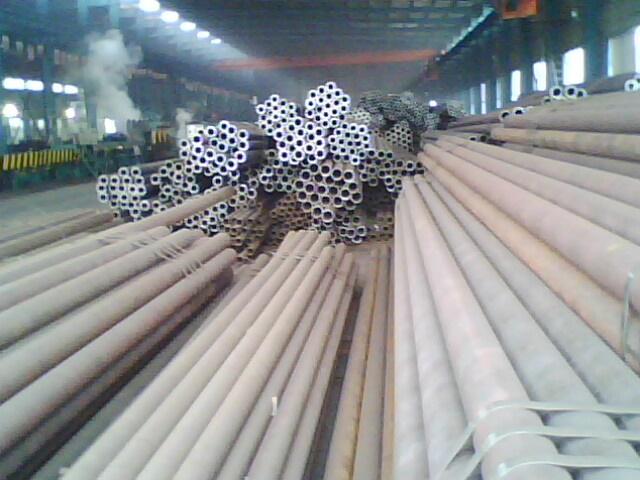 供應(yīng)用于換熱器的16MnD低溫?zé)o縫管