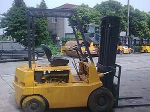 供應(yīng)小型二手鉤機(jī)/合力1噸二手叉車(chē)