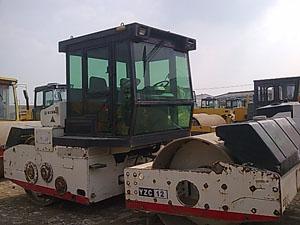 供應(yīng)12噸二手吊車及雙鋼輪二手壓路機(jī)