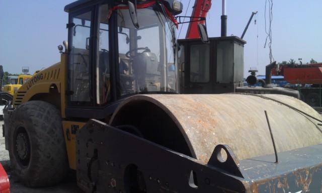 供應(yīng)二手22噸壓路機(jī)/徐工二手壓路機(jī)