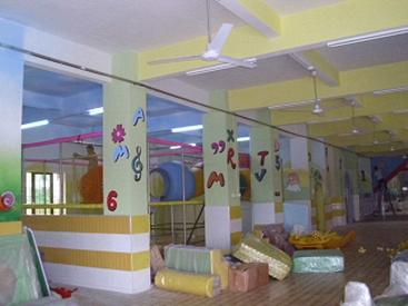 供應(yīng) 4幼兒園墻壁布置圖片