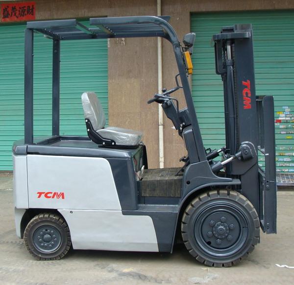 供應(yīng)原裝進品3噸TCM電動叉車出租出售