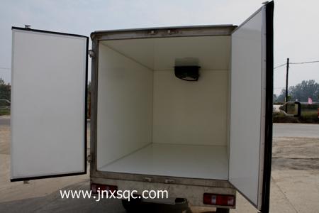 供應(yīng)東風(fēng)冷藏車