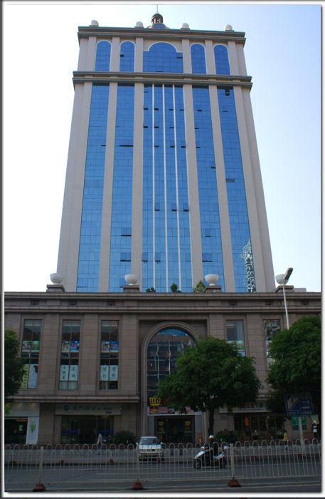 供應(yīng)玻璃幕墻維護(hù) 玻璃幕墻維護(hù)電話