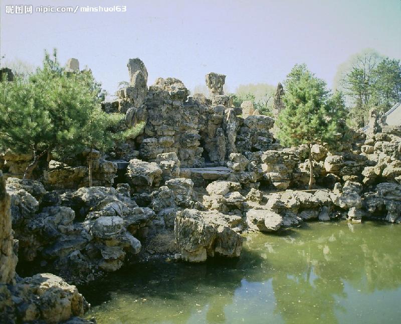 供應(yīng)假樹(shù)假山噴泉長(zhǎng)廊涼亭