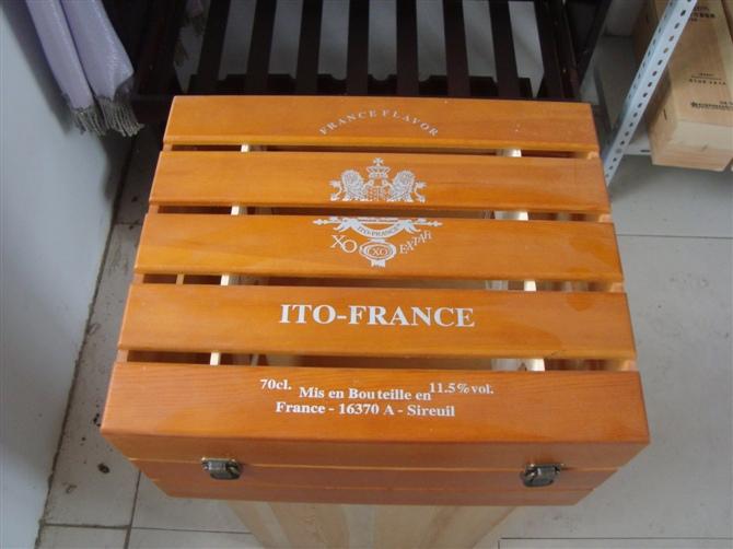 供應(yīng)木制酒盒批發(fā)紅酒木盒*禮品盒