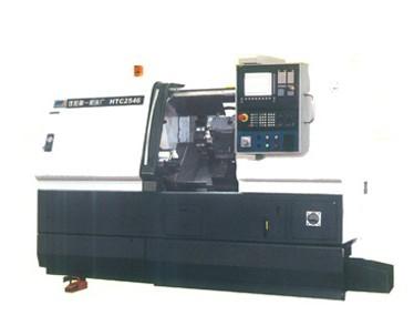 HTC1635沈陽一機斜床身數(shù)控車床圖片