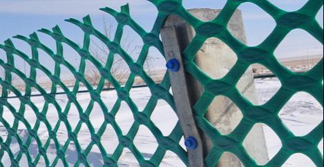 供應(yīng)公路風(fēng)吹雪防治網(wǎng)