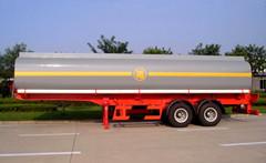 供應(yīng)朝陽(yáng)市半掛車/三橋半掛油車
