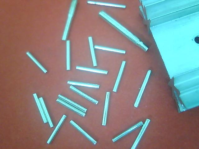 供應深圳散熱片插針