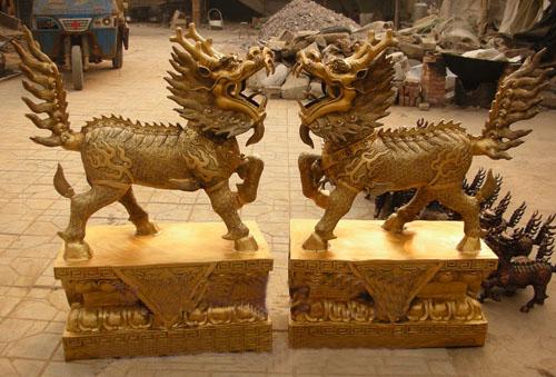 銅雕麒麟優(yōu)質(zhì)供應(yīng)商圖片