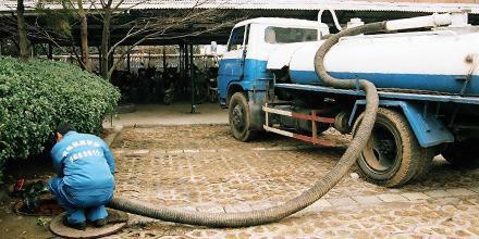 供應(yīng)寧波江北區(qū)鋼片疏通污水井疏通陰溝清理化糞池抽糞