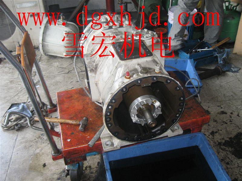 供應(yīng)大金螺桿機(jī)維修專(zhuān)業(yè)維修大金壓縮機(jī)