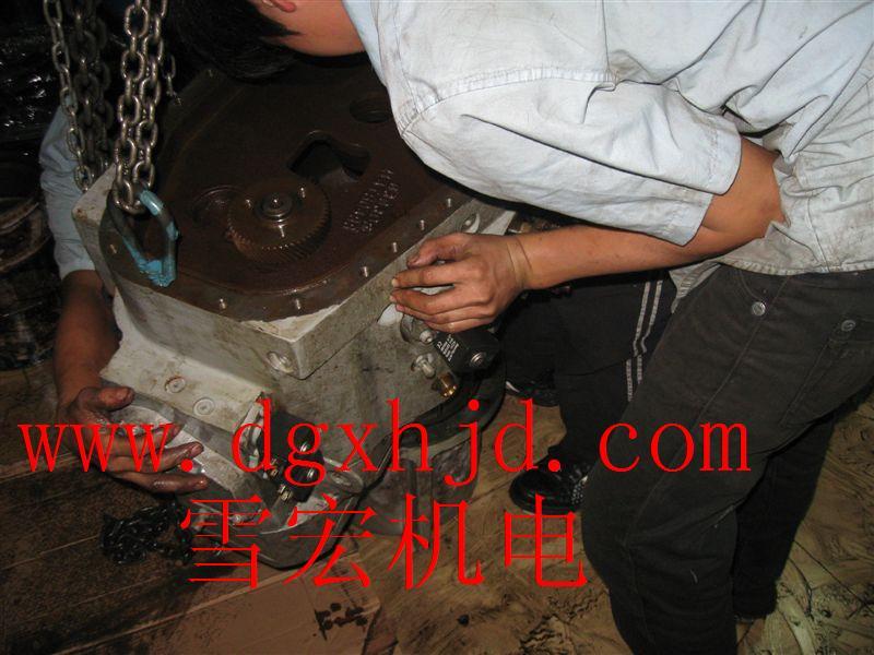 供應(yīng)專業(yè)開利螺桿機維修