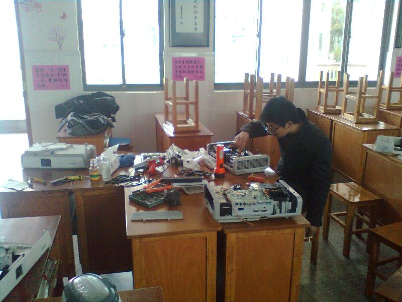 更換燈泡圖片/更換燈泡樣板圖 (3)