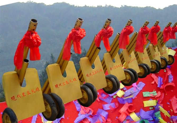供應(yīng)揚(yáng)州*禮炮小鋼炮出租