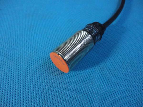 供應(yīng)PR18-5AC 交流電感式接近開關(guān) 奧托尼克斯總代理