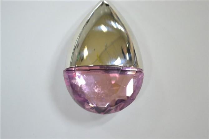 供應(yīng)深圳水晶吊墜u盤(pán)公司禮品u盤(pán)定制