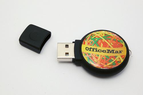 供應(yīng)深圳Pizza披薩U盤(pán)