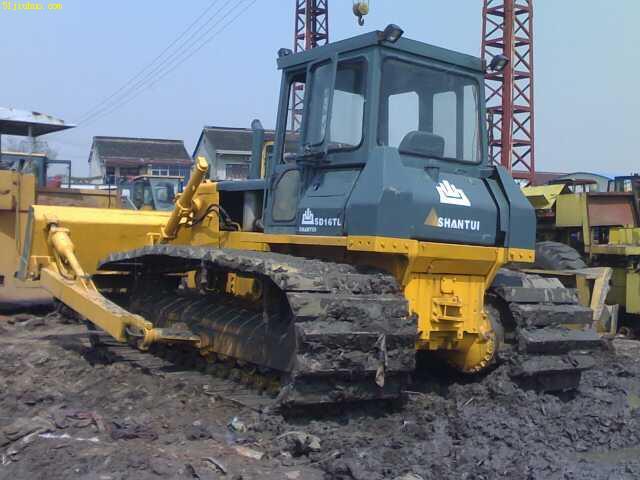 供應(yīng)二手推土機(jī)收購(gòu)點(diǎn)