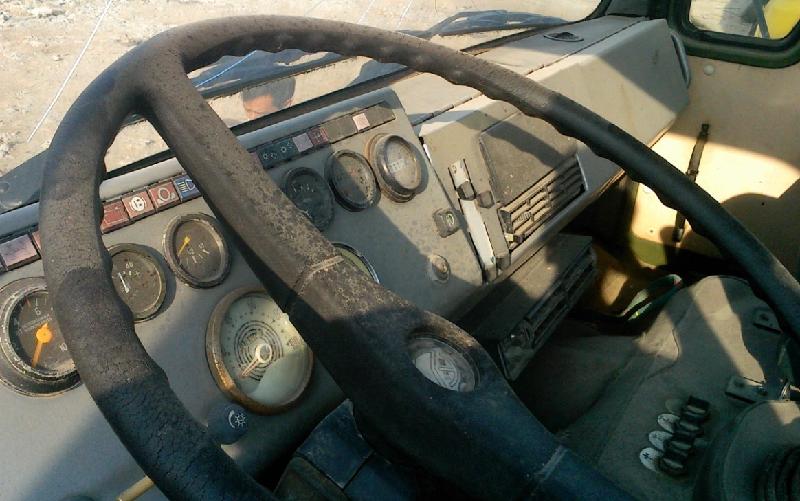 供應(yīng)回收奔馳車