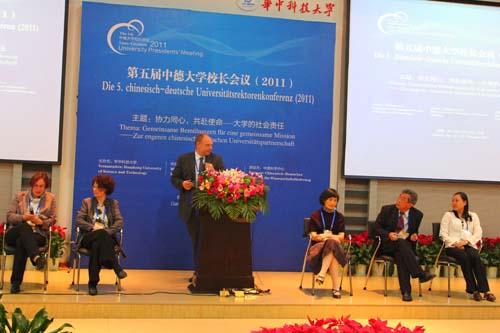 武漢同聲傳譯-武漢同聲傳譯設(shè)備租賃18995570107