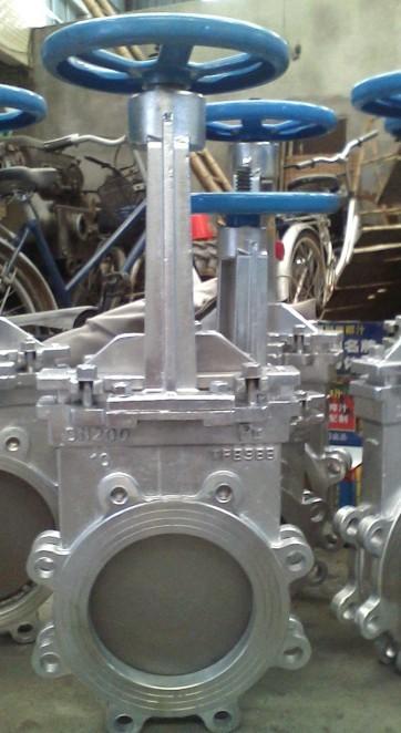 供應(yīng)手動對夾式刀型閘閥