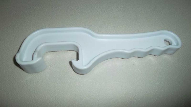 供應(yīng)廈門塑料桶批發(fā)