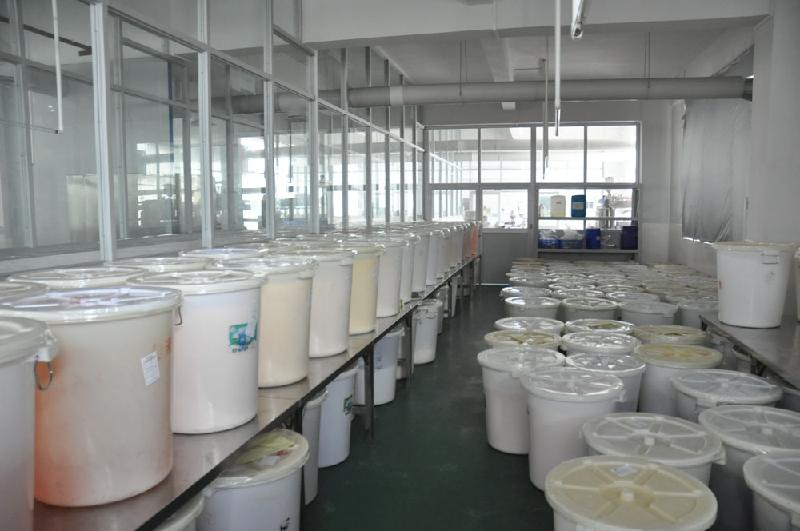 供應(yīng)茉莉敏感滋潤(rùn)面膜化妝品加工廠OEM