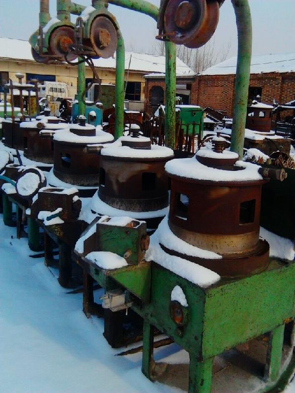 供應(yīng)常年供應(yīng)二手制釘機(jī)