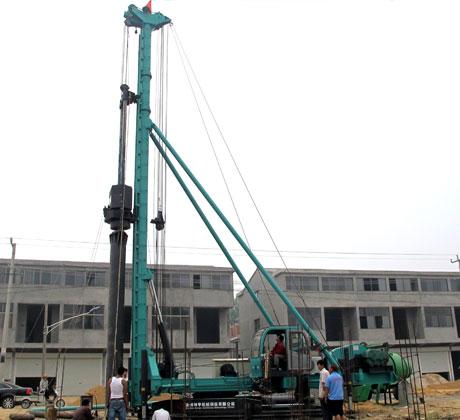 供應(yīng)彈簧振動打樁錘廠家直銷