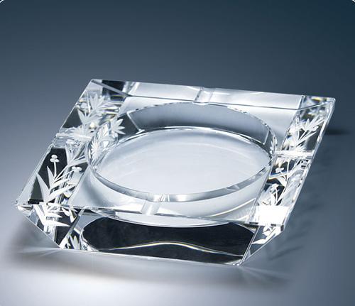 供應(yīng)西安個性水晶煙灰缸設(shè)計西安水晶擺