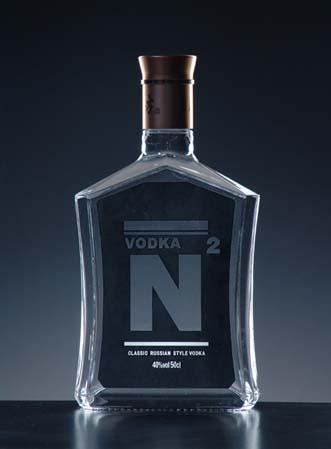 供應(yīng)水晶料玻璃酒瓶定制