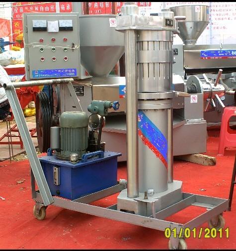 供應(yīng)上海螺旋榨油機(jī) 上海螺旋榨油機(jī)價(jià)格 小型螺旋榨油機(jī)生產(chǎn)廠(chǎng)家