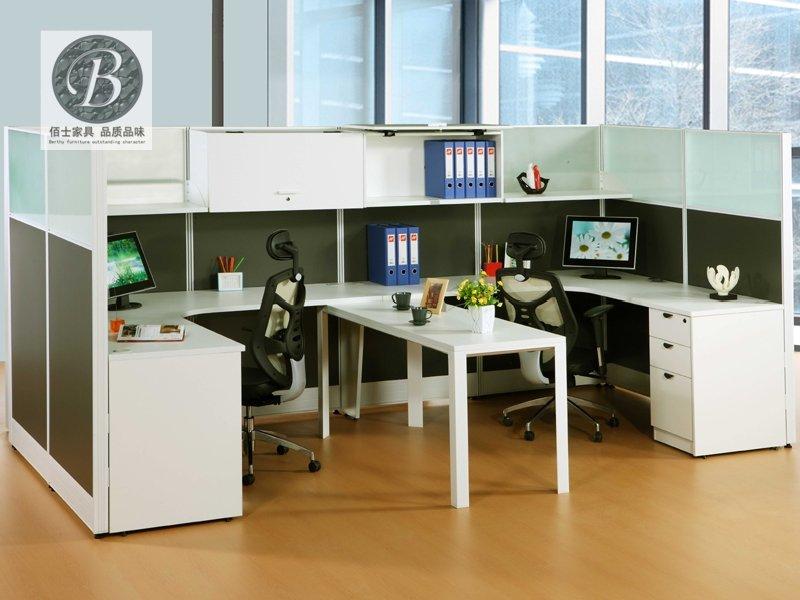 在哪有賣屏風(fēng)辦公桌圖片/在哪有賣屏風(fēng)辦公桌樣板圖 (3)