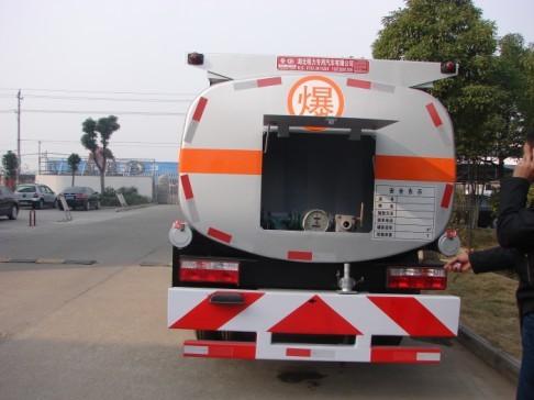 供應流動的江淮加油車