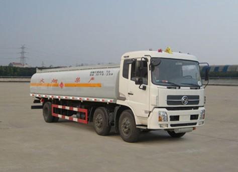 供應東風*小三軸運油車聯(lián)系電話0722-3228636