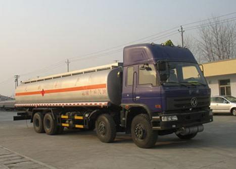 供應(yīng)東風(fēng)運油車新款上市