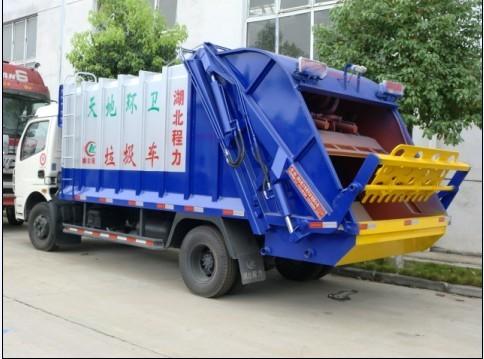 供應(yīng)國(guó)內(nèi)高端*壓縮式垃圾車廠家