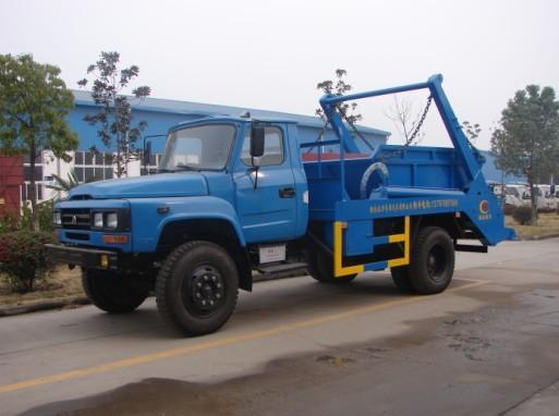 城市街道垃圾處理的140垃圾車圖片