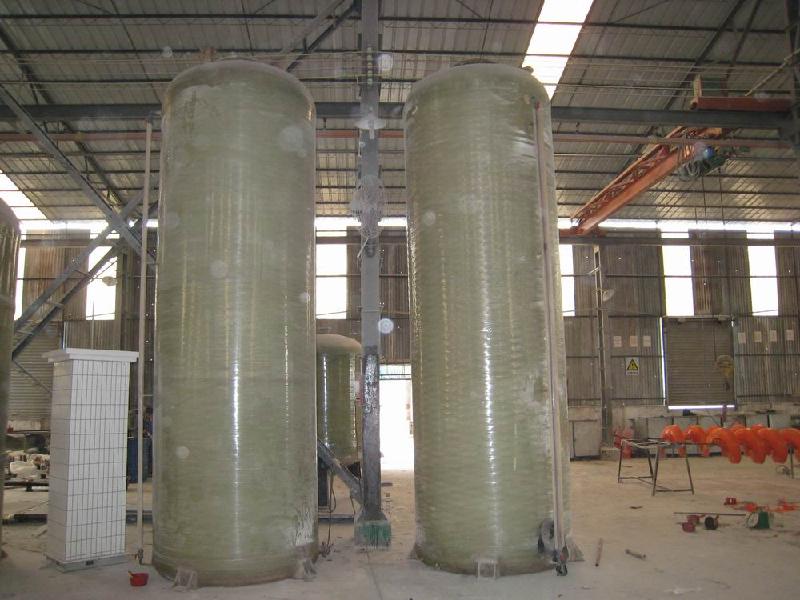 供應(yīng)玻璃鋼計量罐規(guī)格型號，玻璃鋼化工儲罐