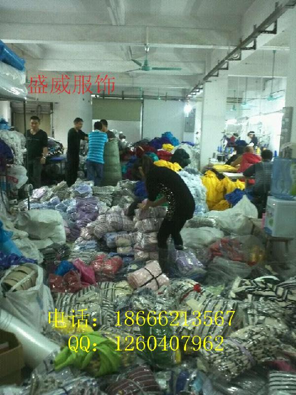 供應(yīng)東莞純棉T恤廠家