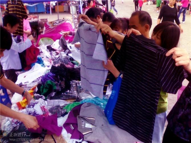 供應(yīng)東莞純棉T恤廠家