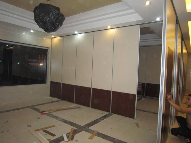 供應(yīng)可移動(dòng)隔音酒店屏風(fēng)