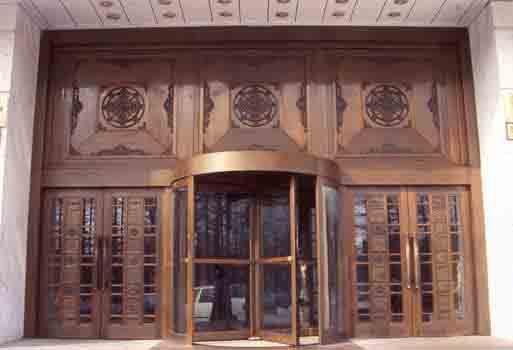 供應(yīng)青海西寧豪華旋轉(zhuǎn)門廠家服務(wù)好品質(zhì)好