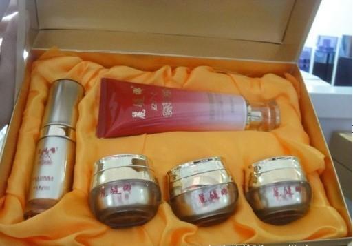 麗媞娜活顏美白五合一麗媞娜化妝品圖片