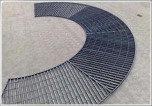 供應(yīng)鋼格板的結(jié)構(gòu)性能、異形鋼格板、熱鍍鋅鋼格板。