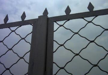 供應(yīng) 安平美格網(wǎng)廠(chǎng)/美格防盜網(wǎng)供貨商 / 美格防盜網(wǎng)生產(chǎn)廠(chǎng)家